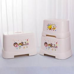 四季方凳（?。?/></a></div>
<div   id=